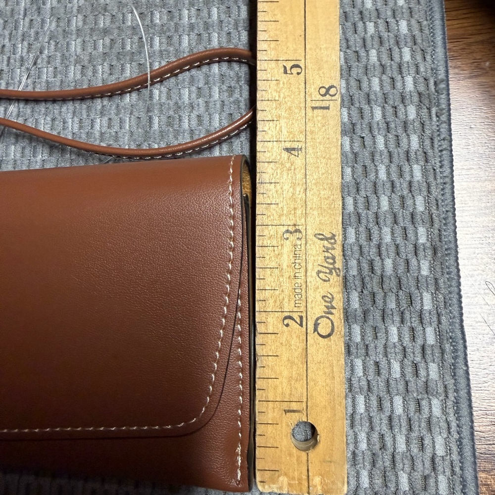 Celine sunglasses case - Picture 6 of 7